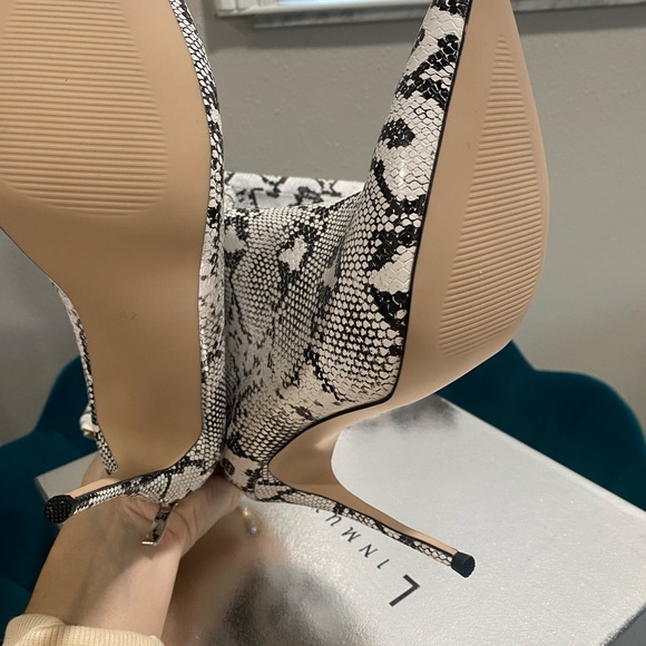 Women's Snakeskin Print Boots - Picture 6 of 6